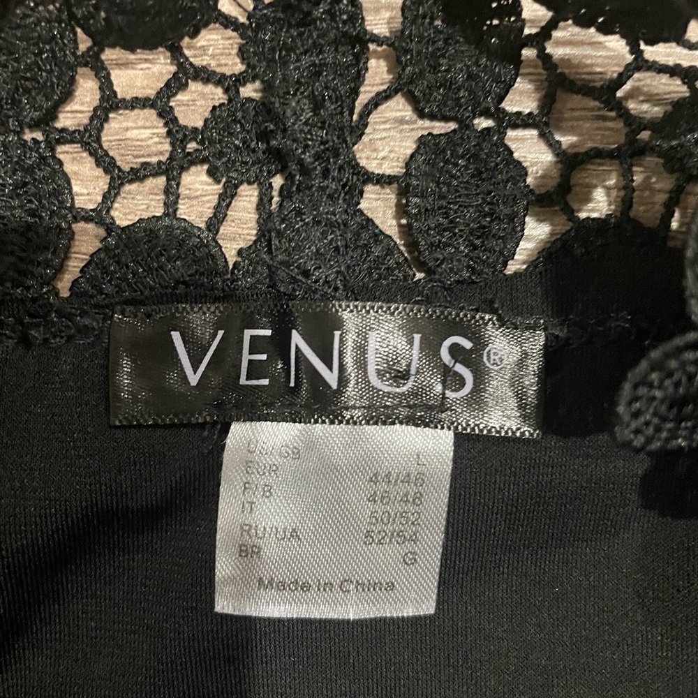 VENUS Black Off the Shoulder Top - Picture 4 of 5